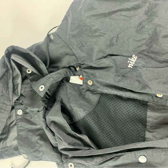 Nike Windbreaker Jacket - Picture 7 of 8